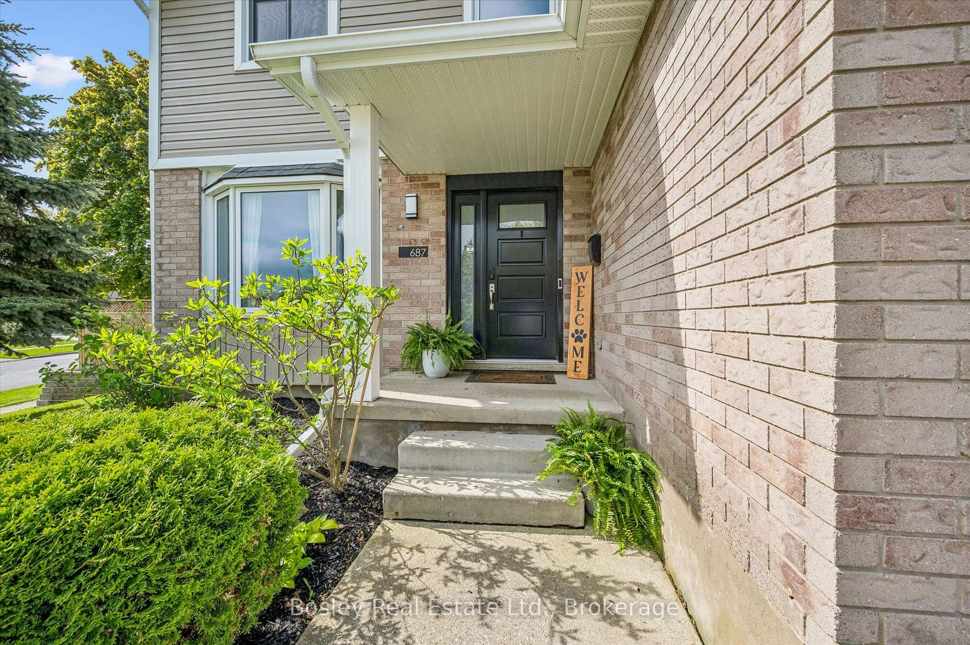 687 Champlain Avenue, Cambridge — photo 3 of 5
