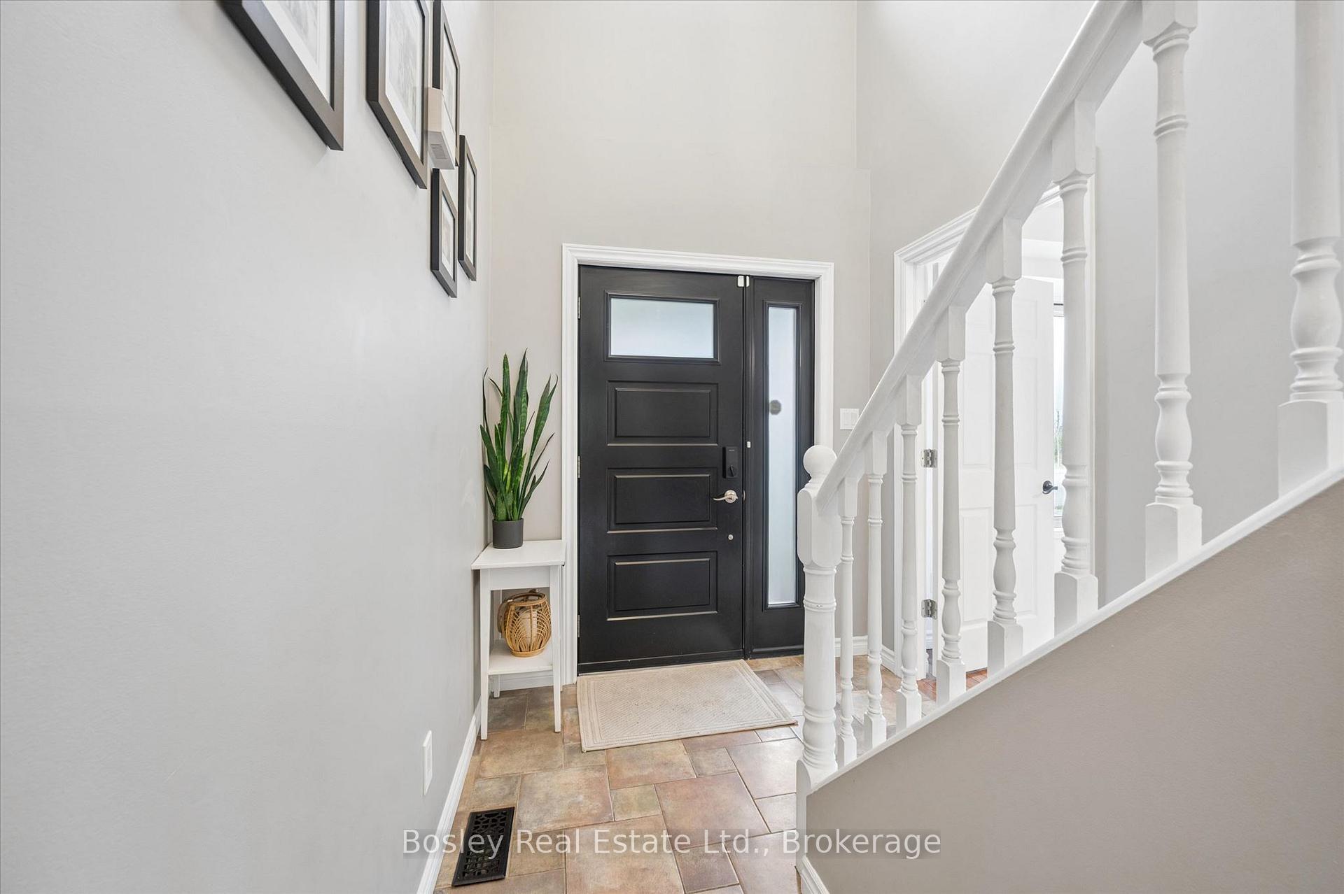 687 Champlain Avenue, Cambridge — photo 4 of 5