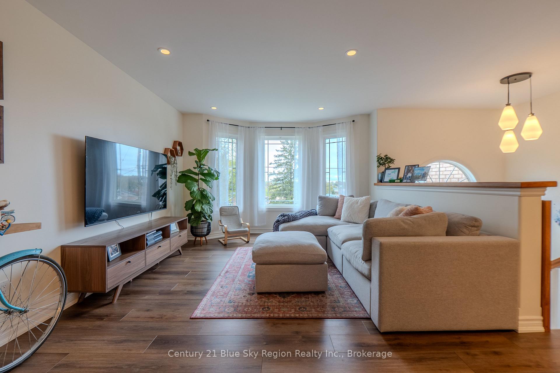 65 BELLEVIEW Crescent, North Bay — photo 4 of 5