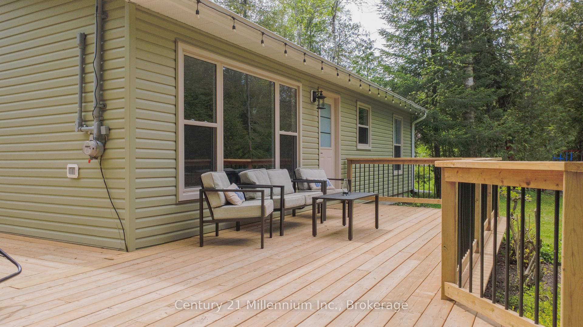 28 Jay Street, Saugeen Shores — photo 5 of 5