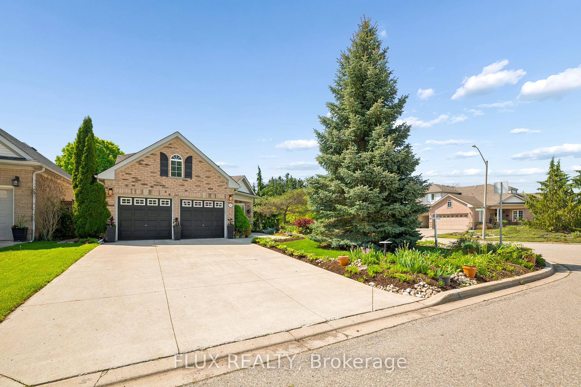 147 Reiber Court, Waterloo — photo 4 of 5