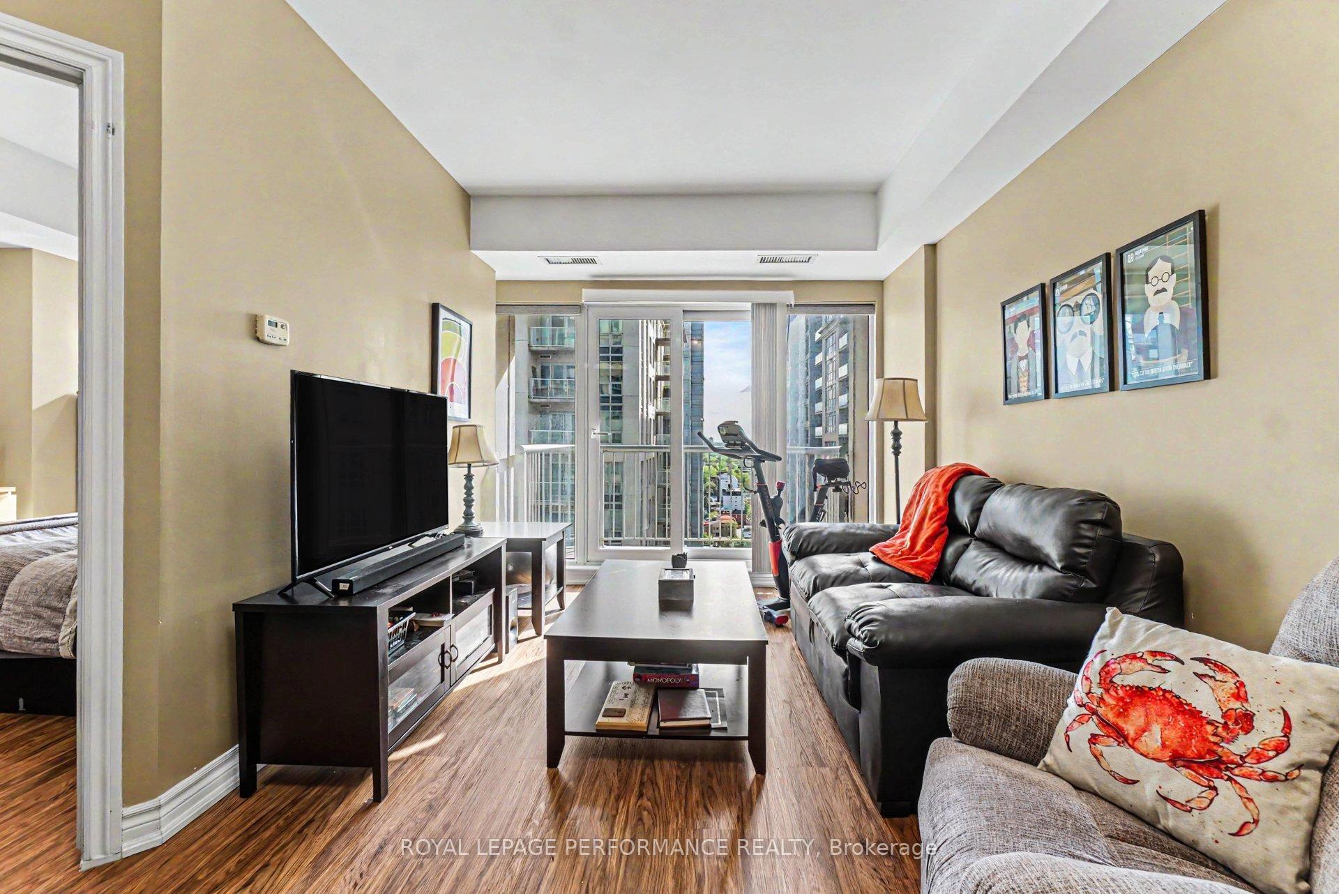 234 Rideau Street 2205, Lower Town - Sandy Hill — photo 4 of 5