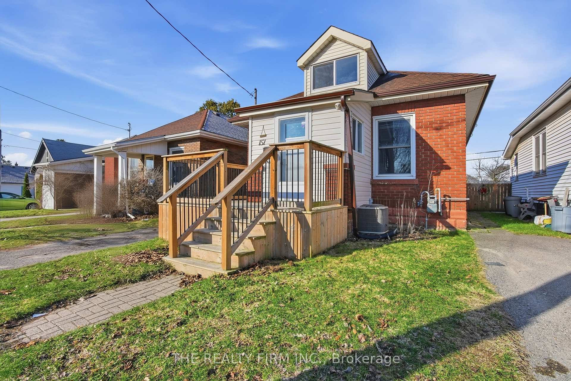 151 Brisbin Street, London East, ON N5Z 2M2 — London East, Ontario