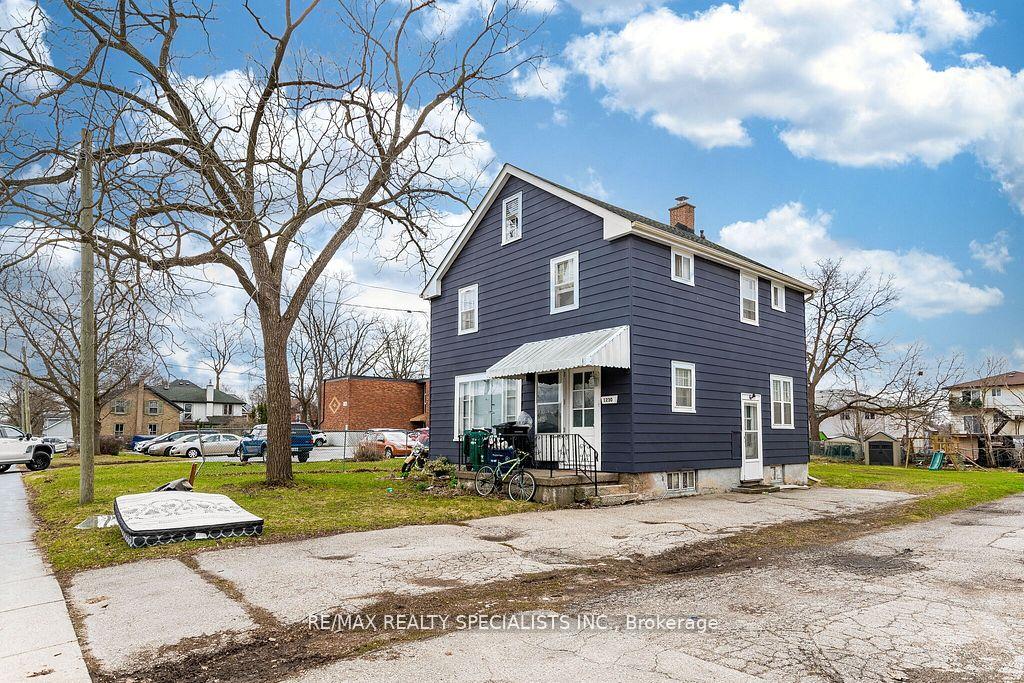 1230 Duke Street, Cambridge — photo 2 of 5
