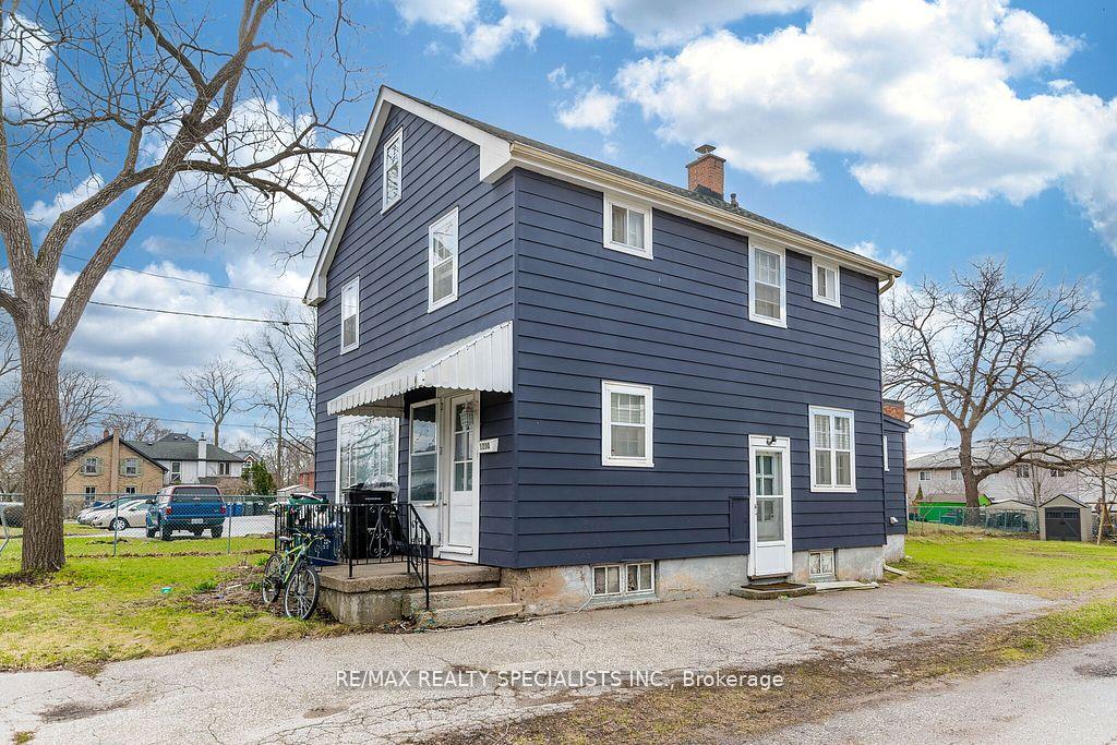 1230 Duke Street, Cambridge — photo 4 of 5