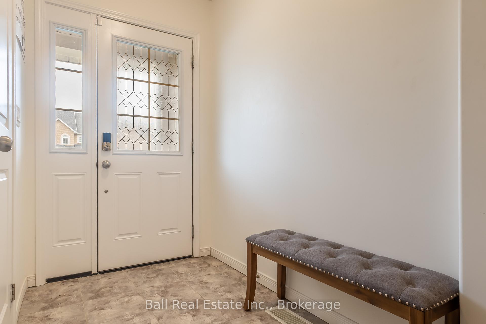 1620 Hetherington Drive, Peterborough — photo 3 of 5
