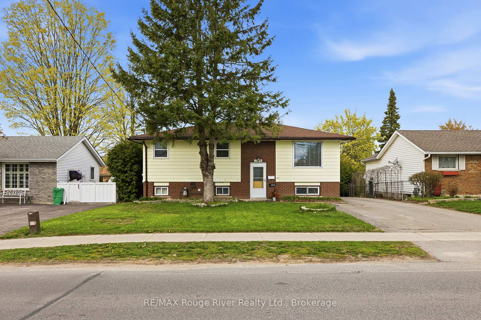 599 Otonabee Drive UNIT 2, Peterborough, ON K9J 7X8 — Peterborough, Ontario