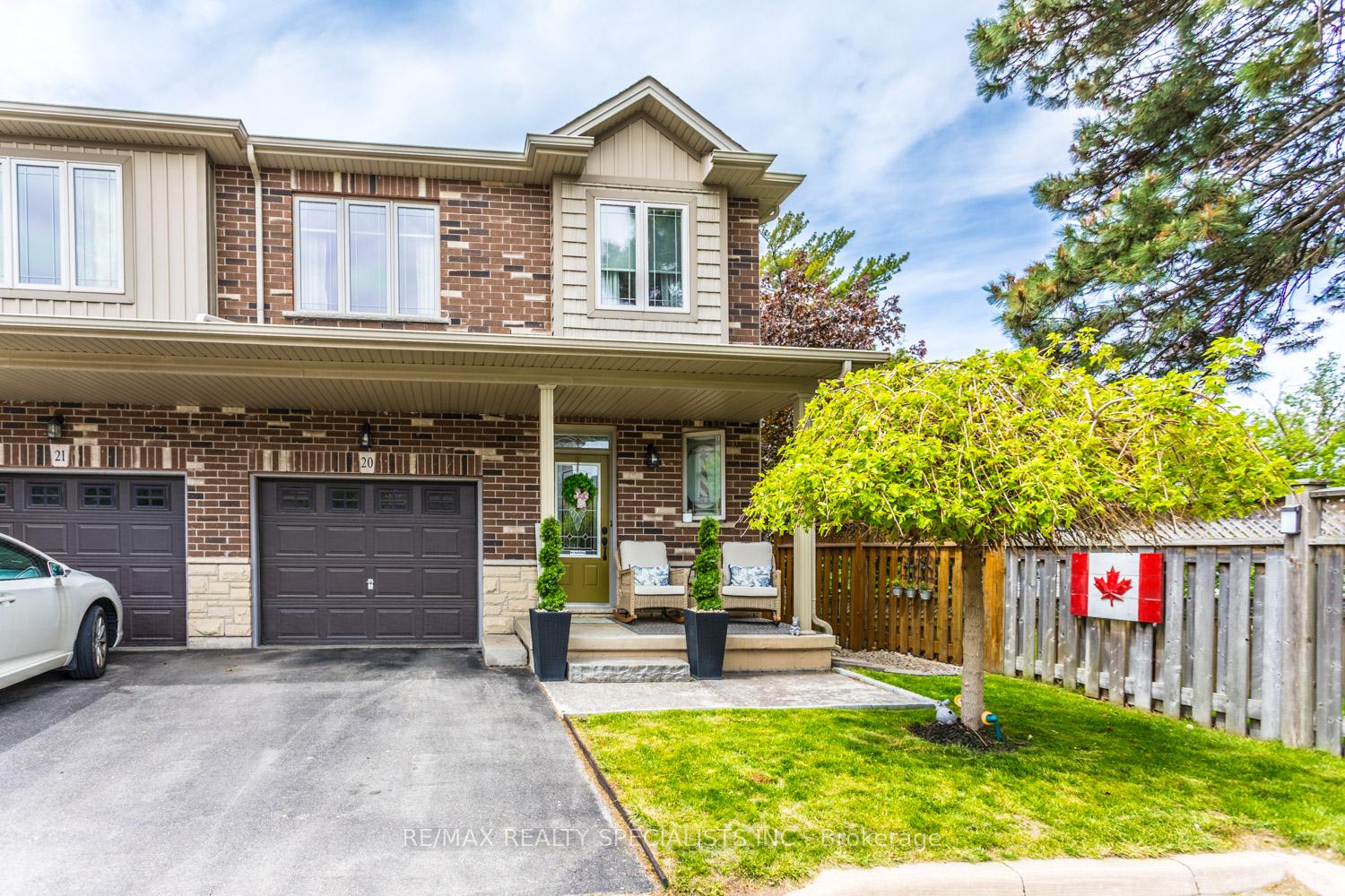 380 Lake Street 20, Grimsby, ON L3M 0E8 — Grimsby, Ontario