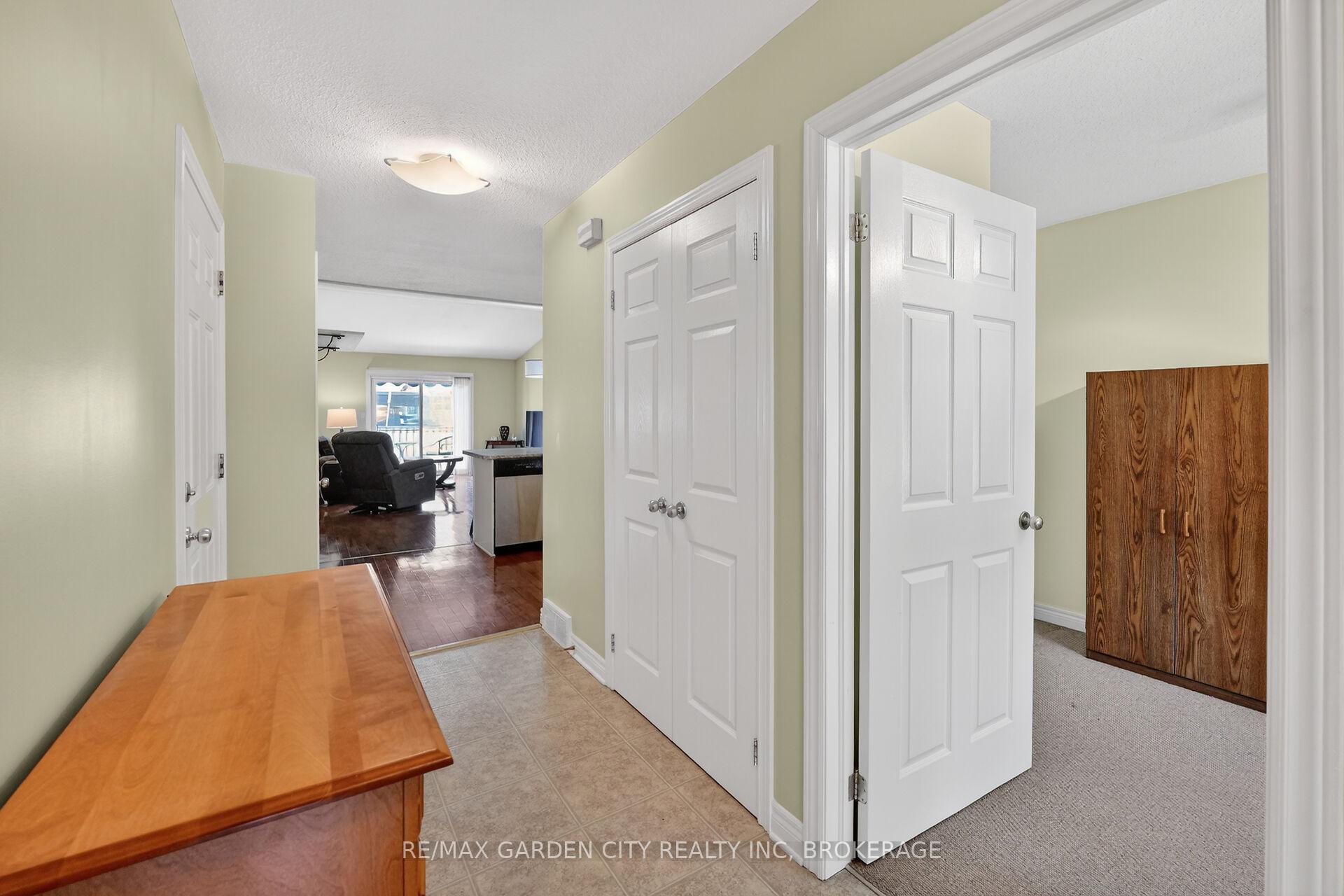 162 First Street 9, Welland — photo 4 of 5