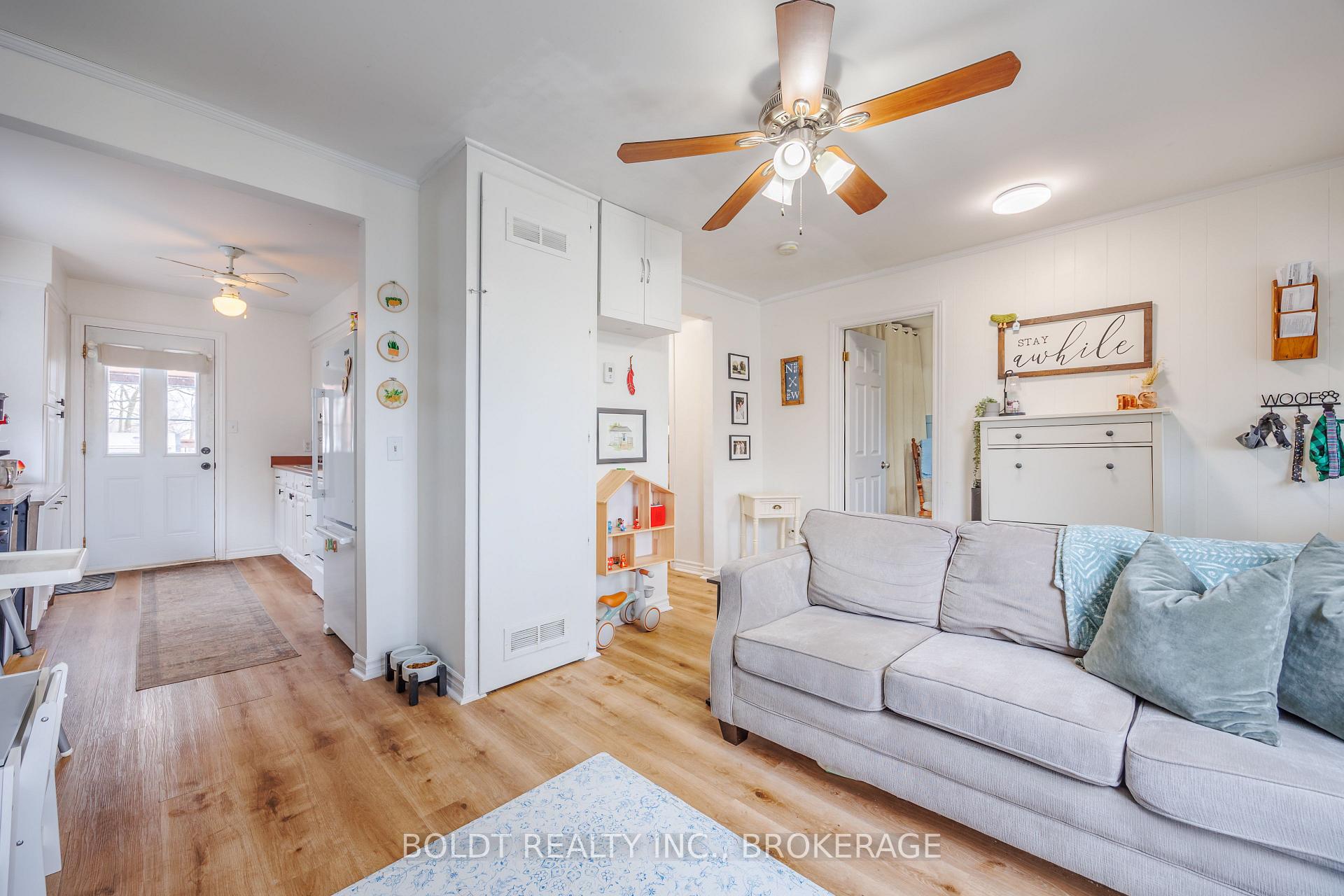 5 Nelles Road, Welland — photo 3 of 5