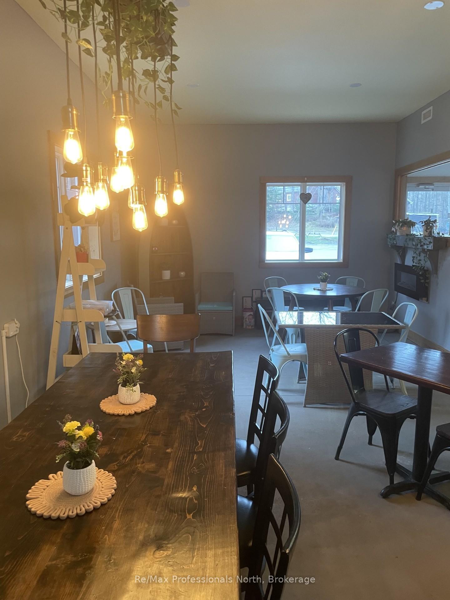 68 West Road 3, Huntsville — photo 4 of 5