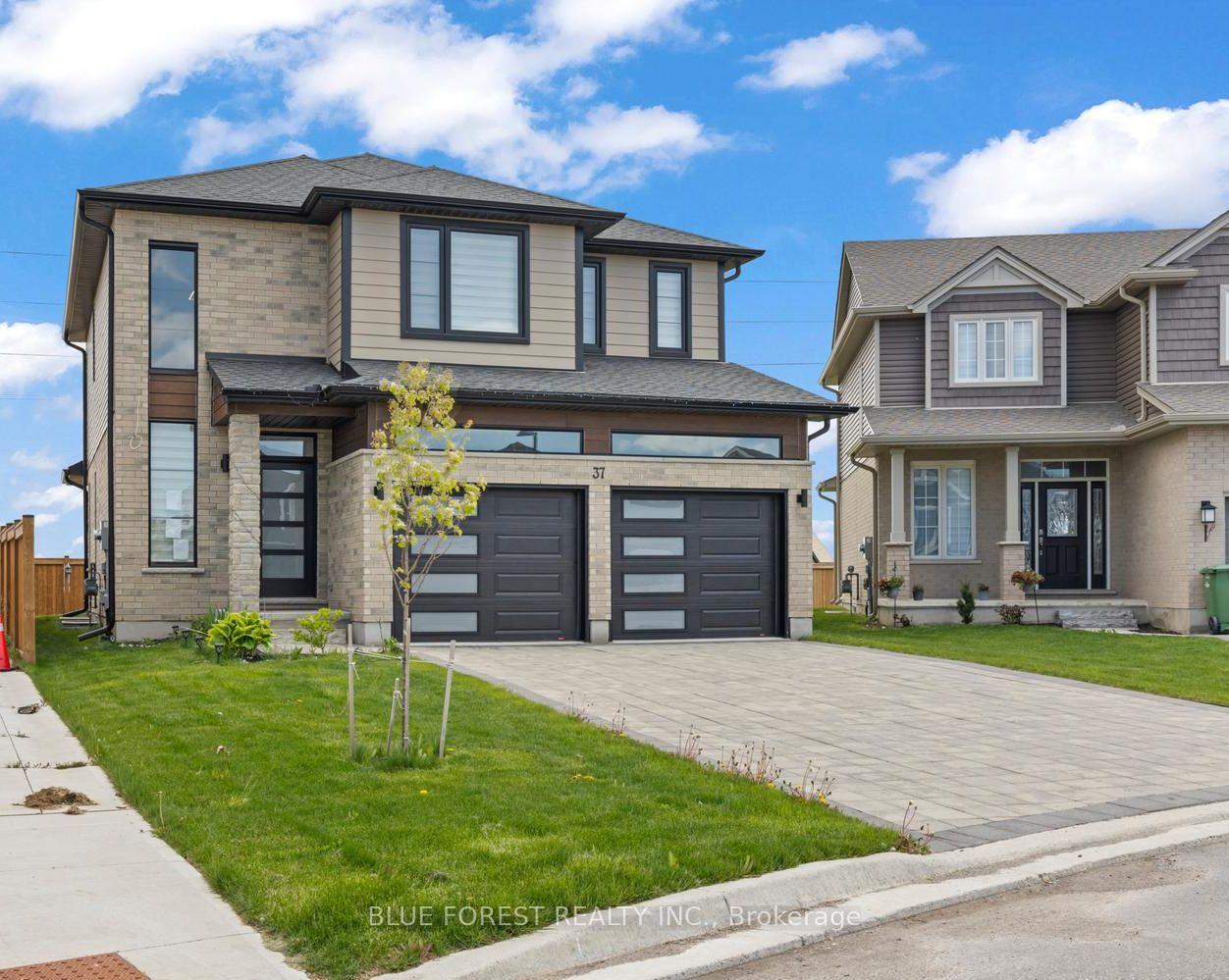 37 Evylean Court, St. Thomas — photo 2 of 5