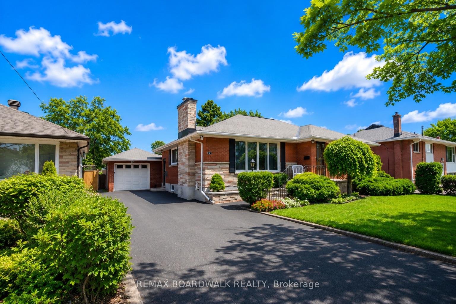 89 Stewart Boulevard, Brockville — photo 2 of 5