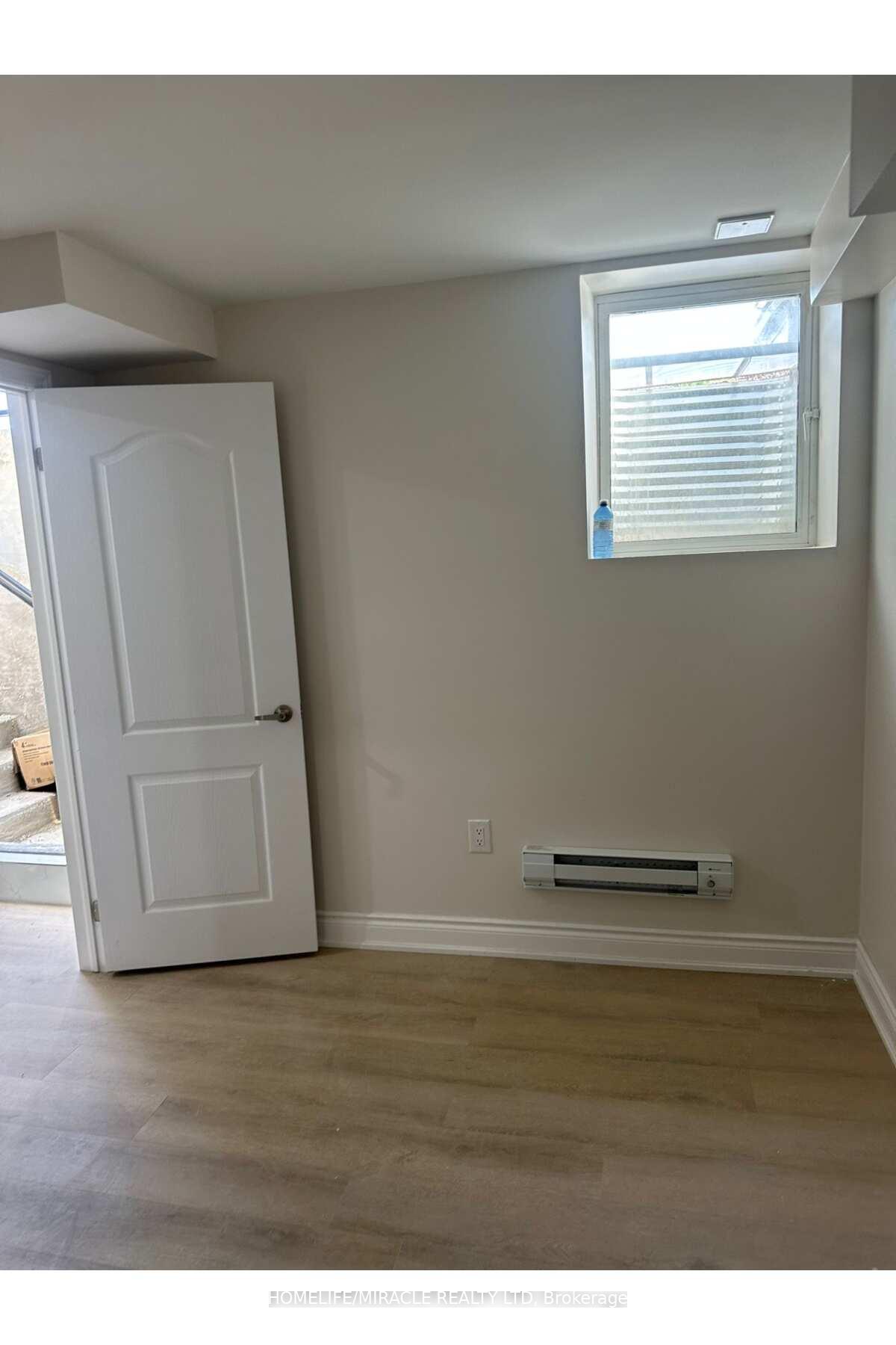 170 Gillespie Drive Lower, Brantford — photo 2 of 5