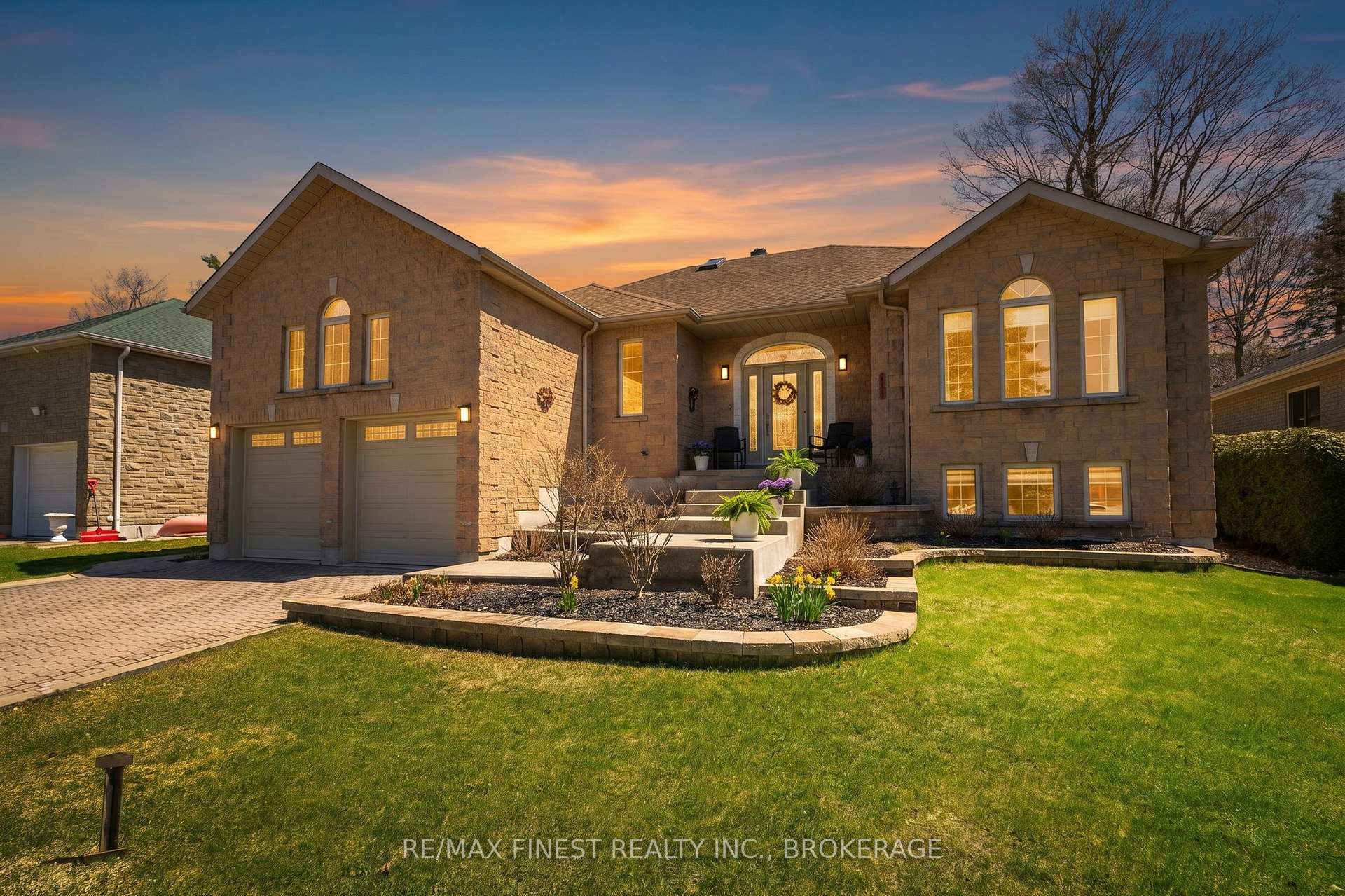 26 Kenwoods Circle, Kingston, ON K7K 6Y1 — Kingston, Ontario