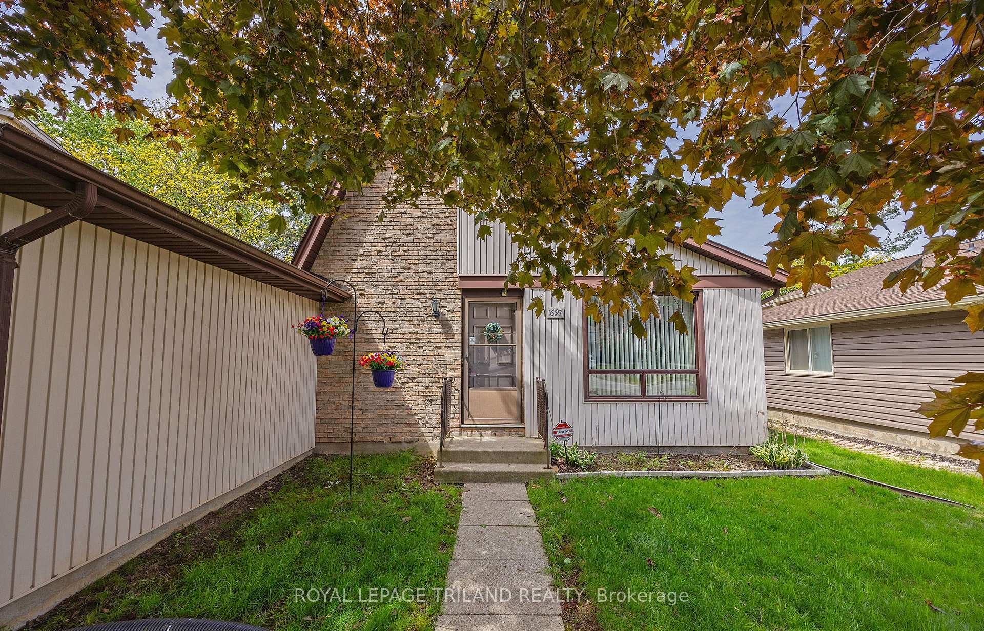1697 Aldersbrook Road, London North, ON N6G 3B7 — London North, Ontario