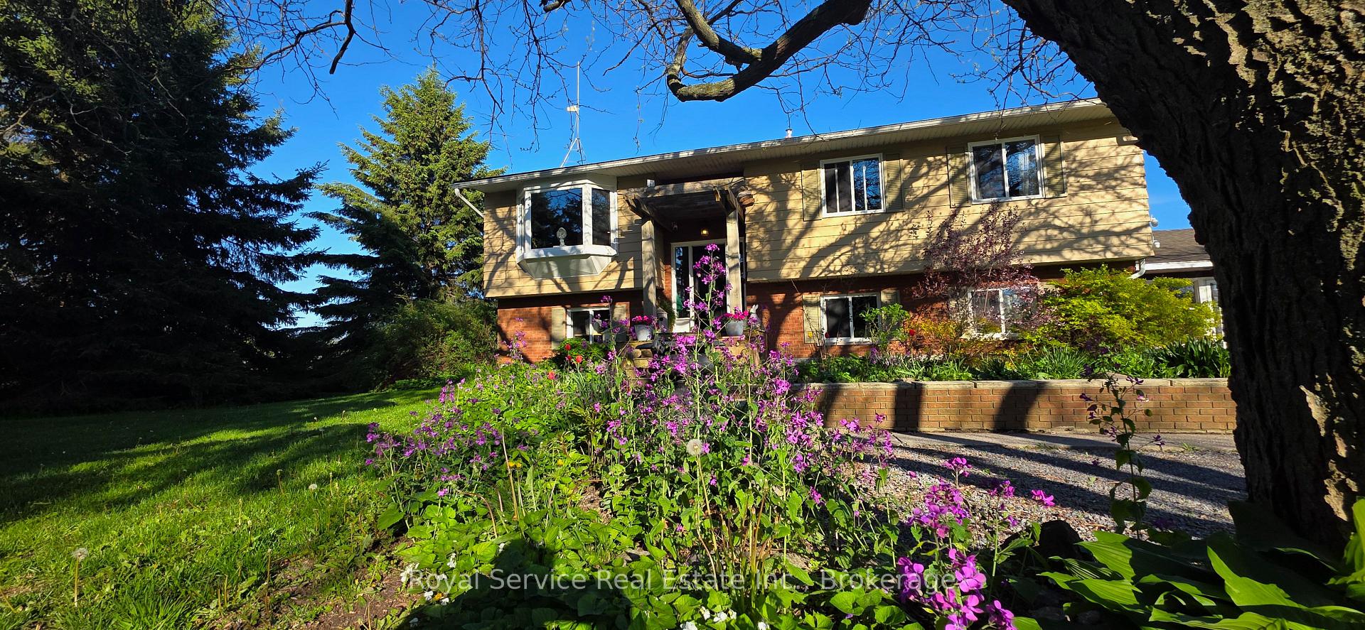 2021 County  3 Road, Prince Edward County, ON K0K 1L0 — Prince Edward County, Ontario