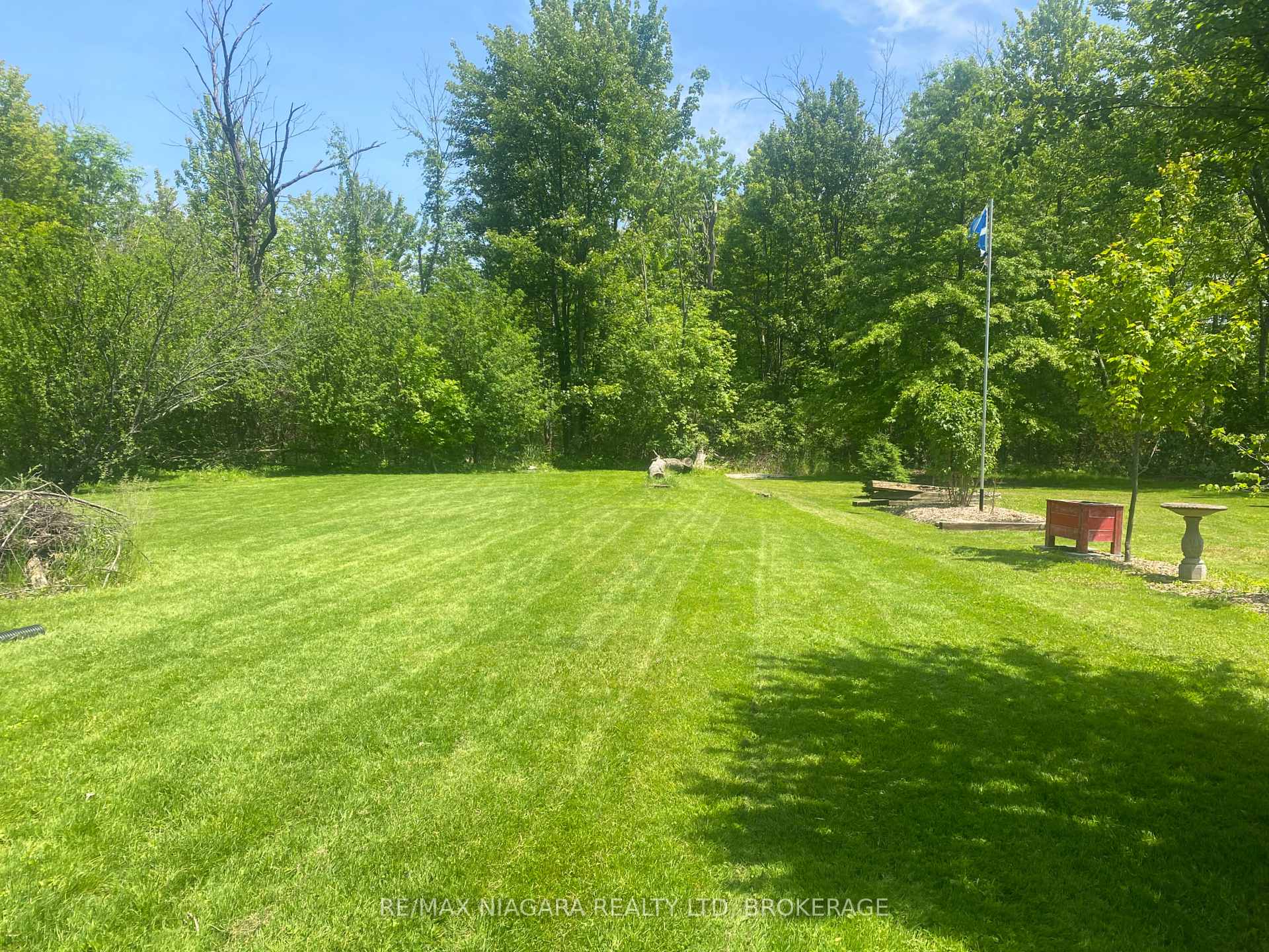 434 Crescent Road, Fort Erie — photo 4 of 5