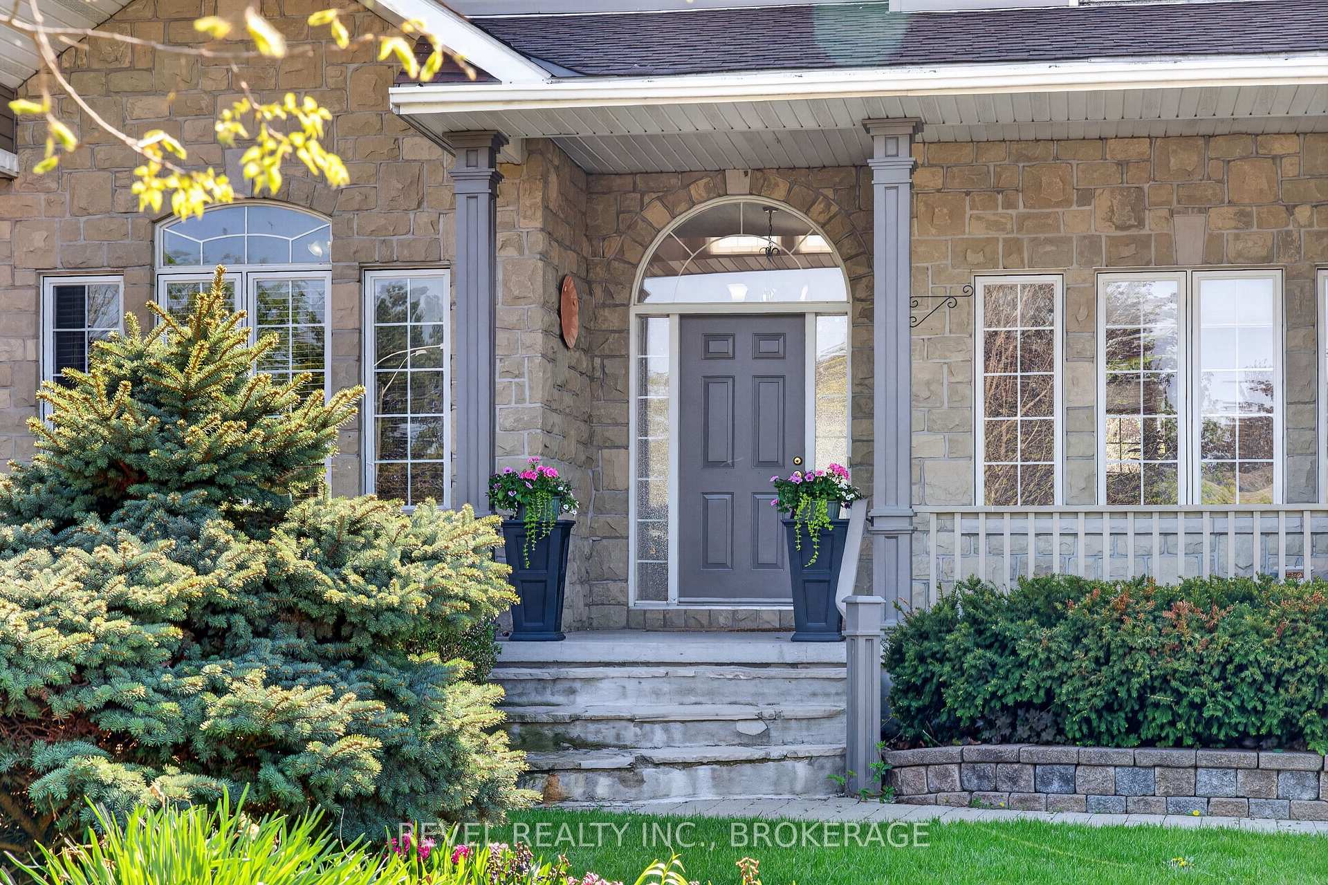 567 Shiloh Avenue, Kingston — photo 4 of 5