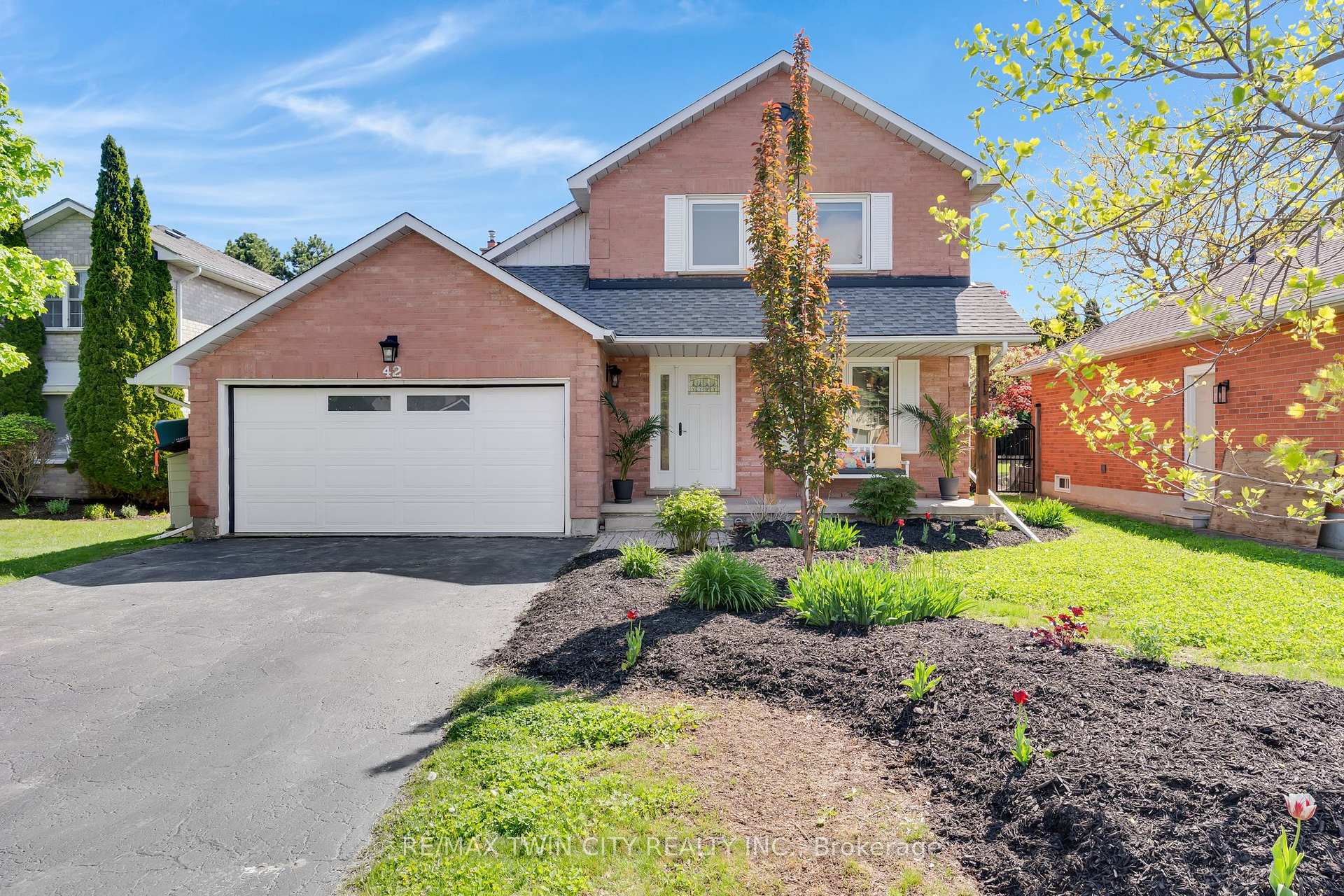 42 Handorf Drive, Cambridge, ON N3C 3Y3 — Cambridge, Ontario