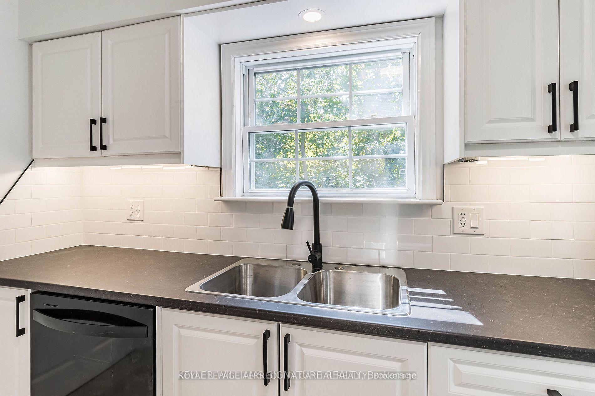 144 Garner Avenue Main, Welland — photo 3 of 5