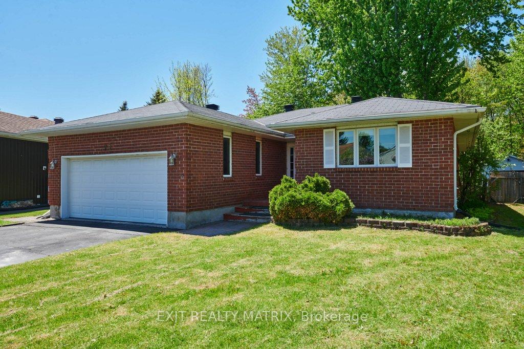 72 Castlebeau Street, Russell — photo 2 of 5