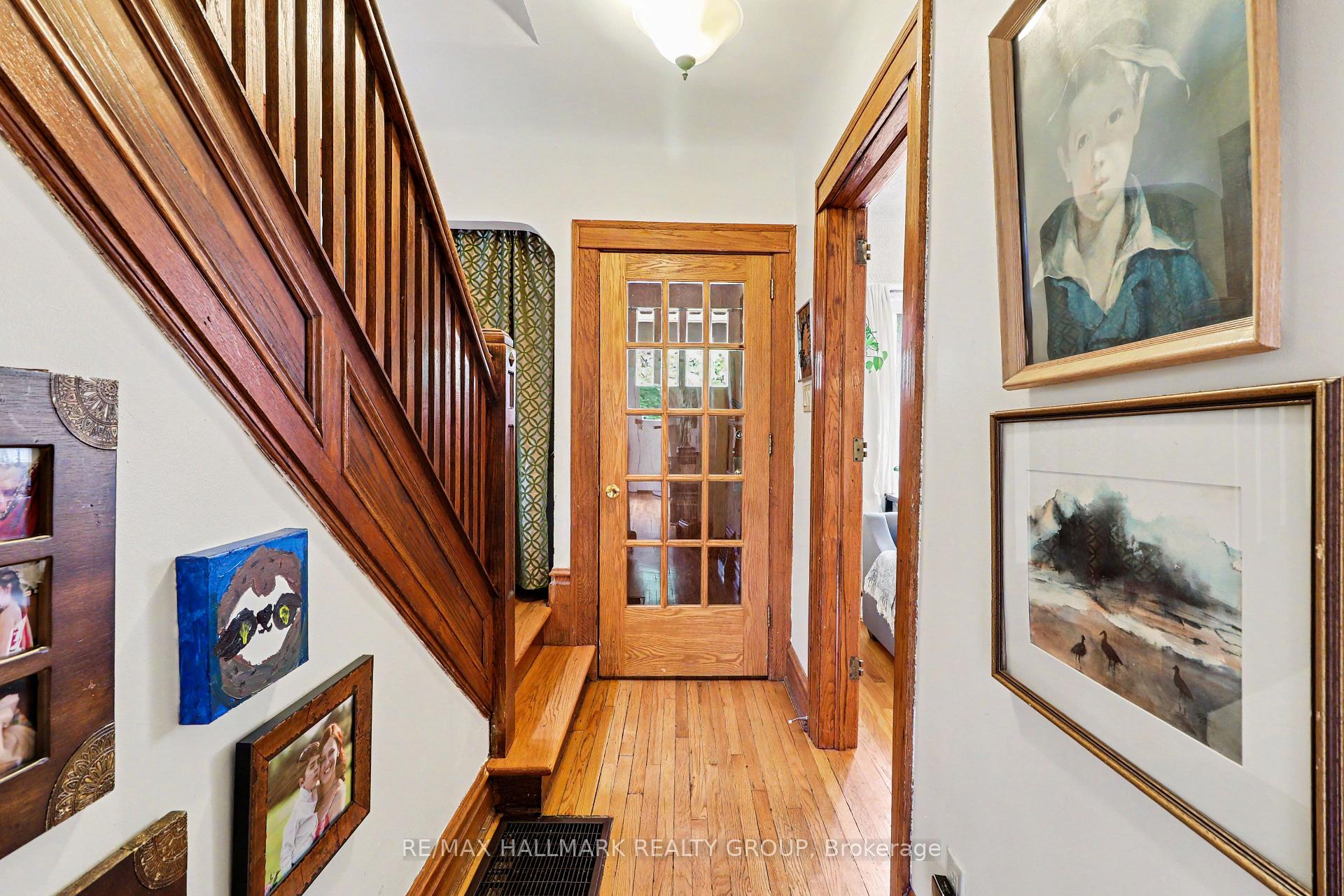 103 Glebe Avenue, Glebe - Ottawa East and Area — photo 4 of 5