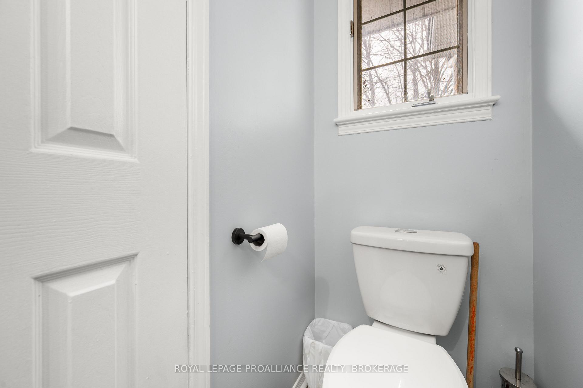 81 Rose Abbey Drive, Kingston — photo 4 of 5