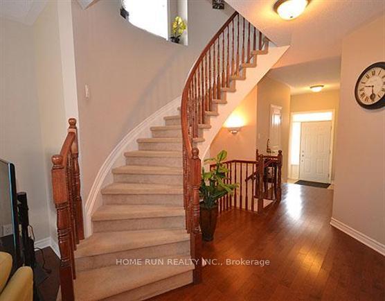 608 REMNOR Avenue, Kanata — photo 2 of 5