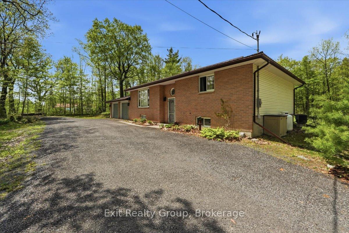 139 Marble Point Road, Marmora and Lake — photo 2 of 5