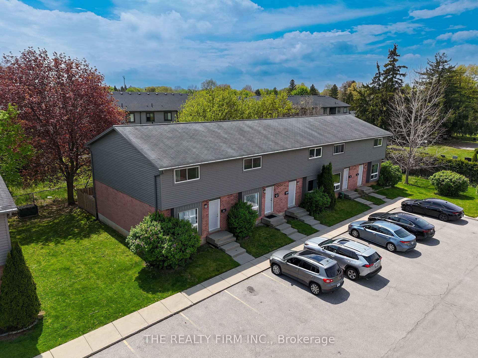 1443 Huron Street 26, London East — photo 2 of 5