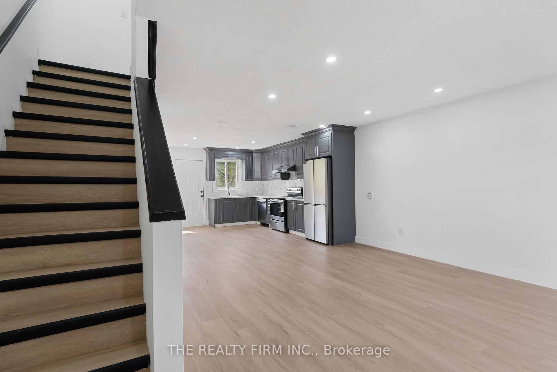 1443 Huron Street 26, London East — photo 4 of 5
