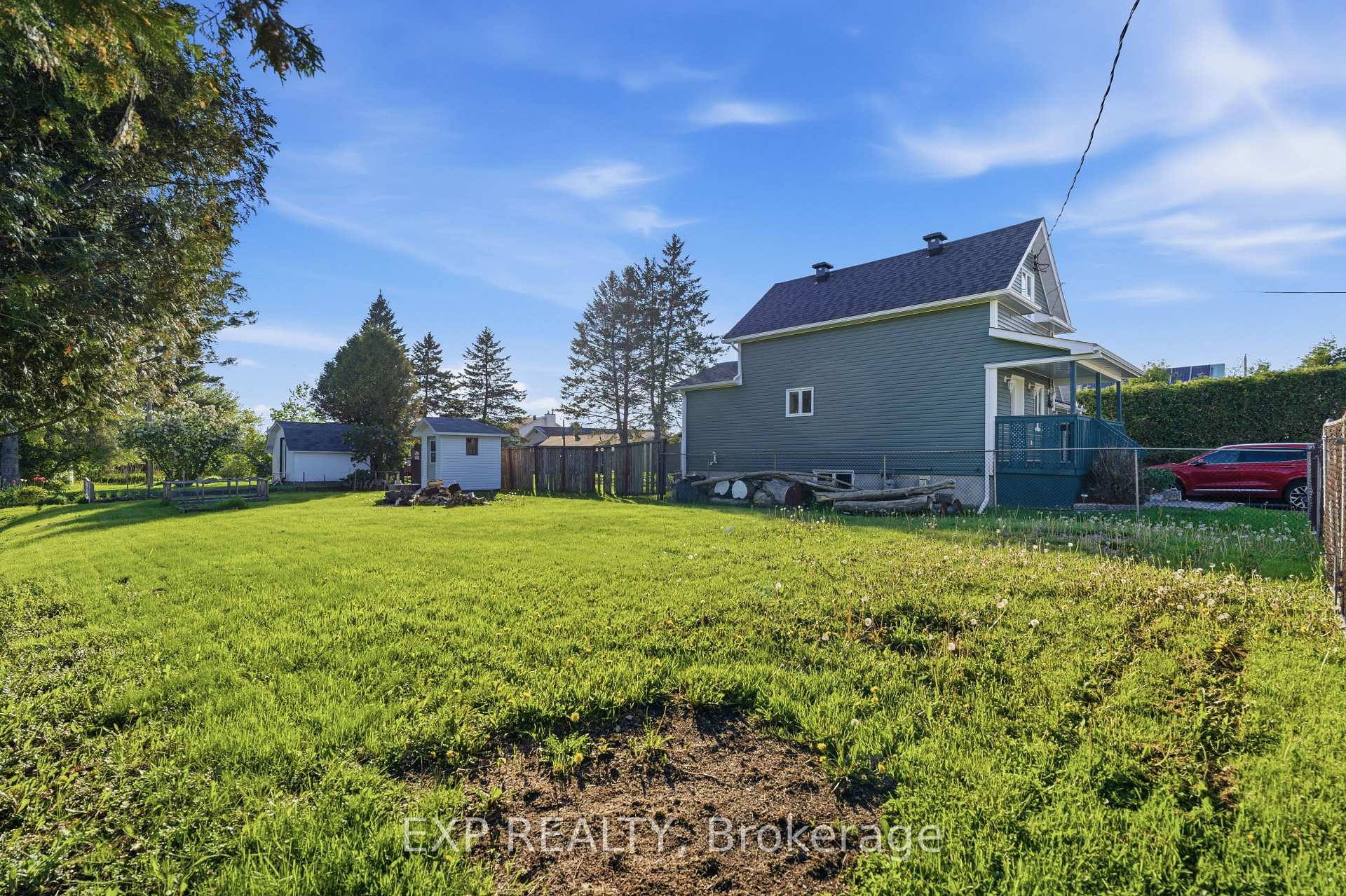 4 MONTCALM Street, Clarence-Rockland — photo 5 of 5