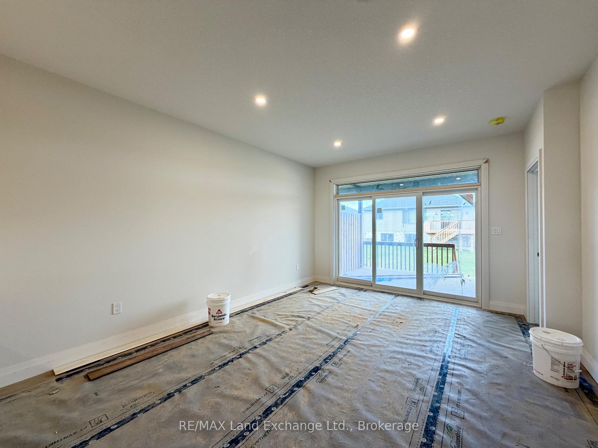 447 Ivings Drive, Saugeen Shores — photo 4 of 5