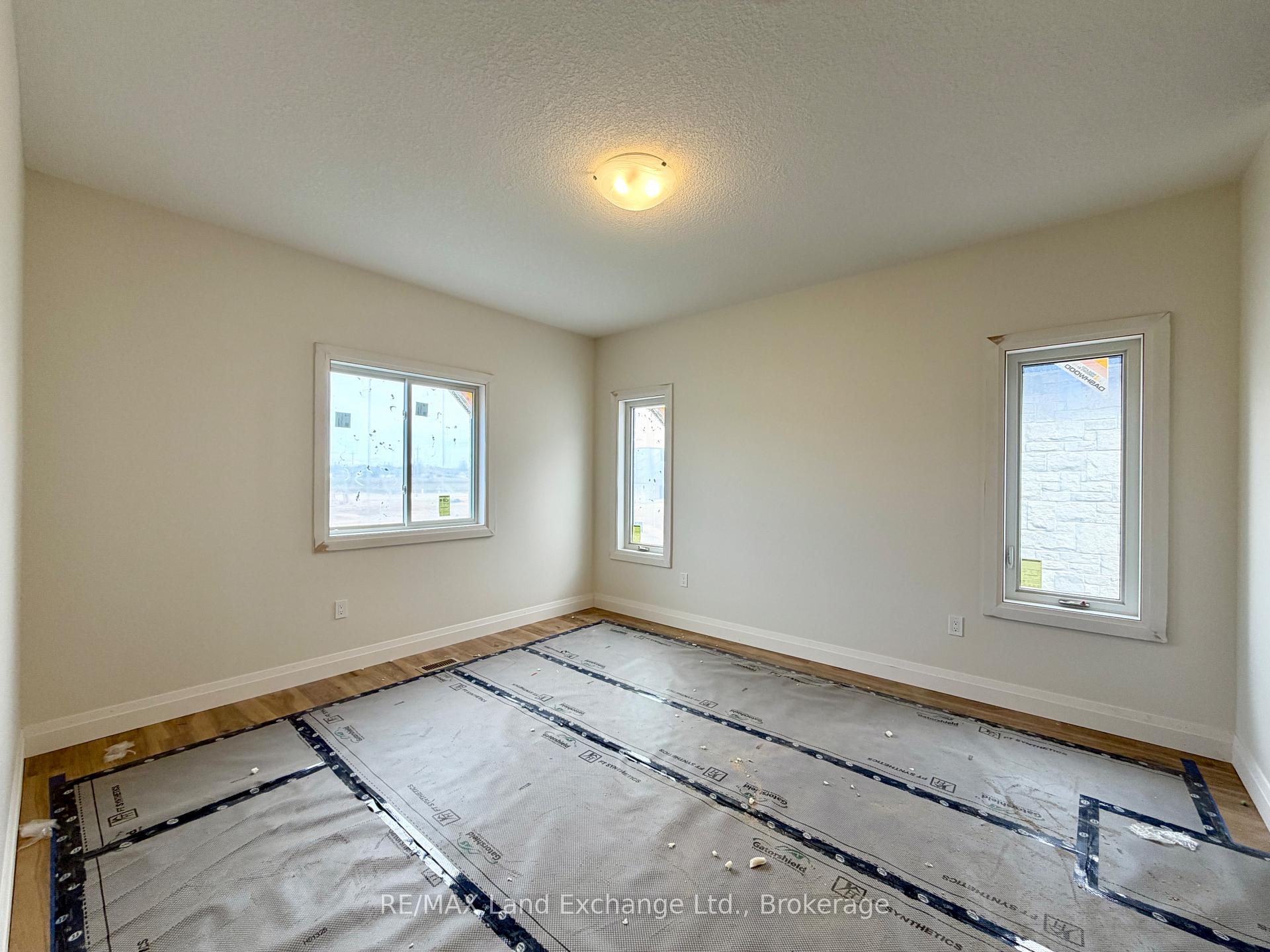 447 Ivings Drive, Saugeen Shores — photo 5 of 5