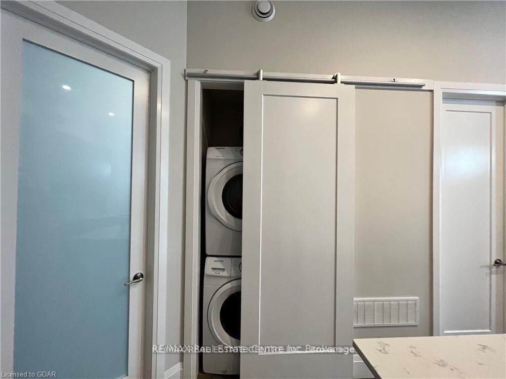 85A Morrell Street 204, Brantford — photo 3 of 5