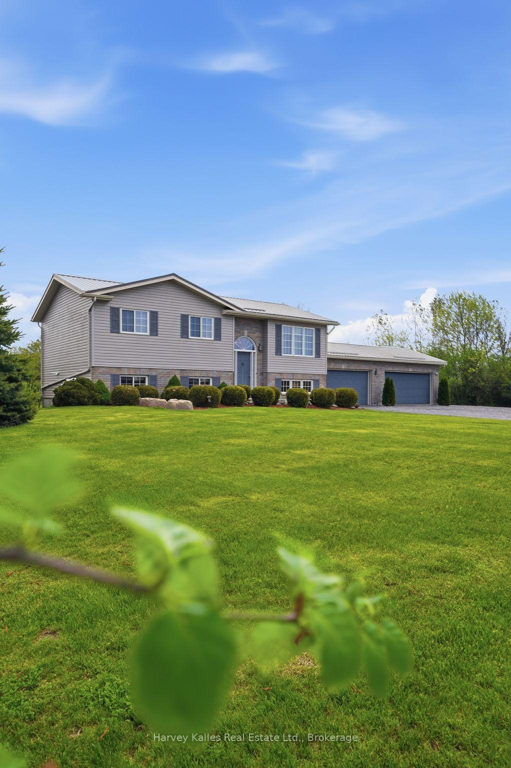 289 Kings Road, Prince Edward County — photo 3 of 5