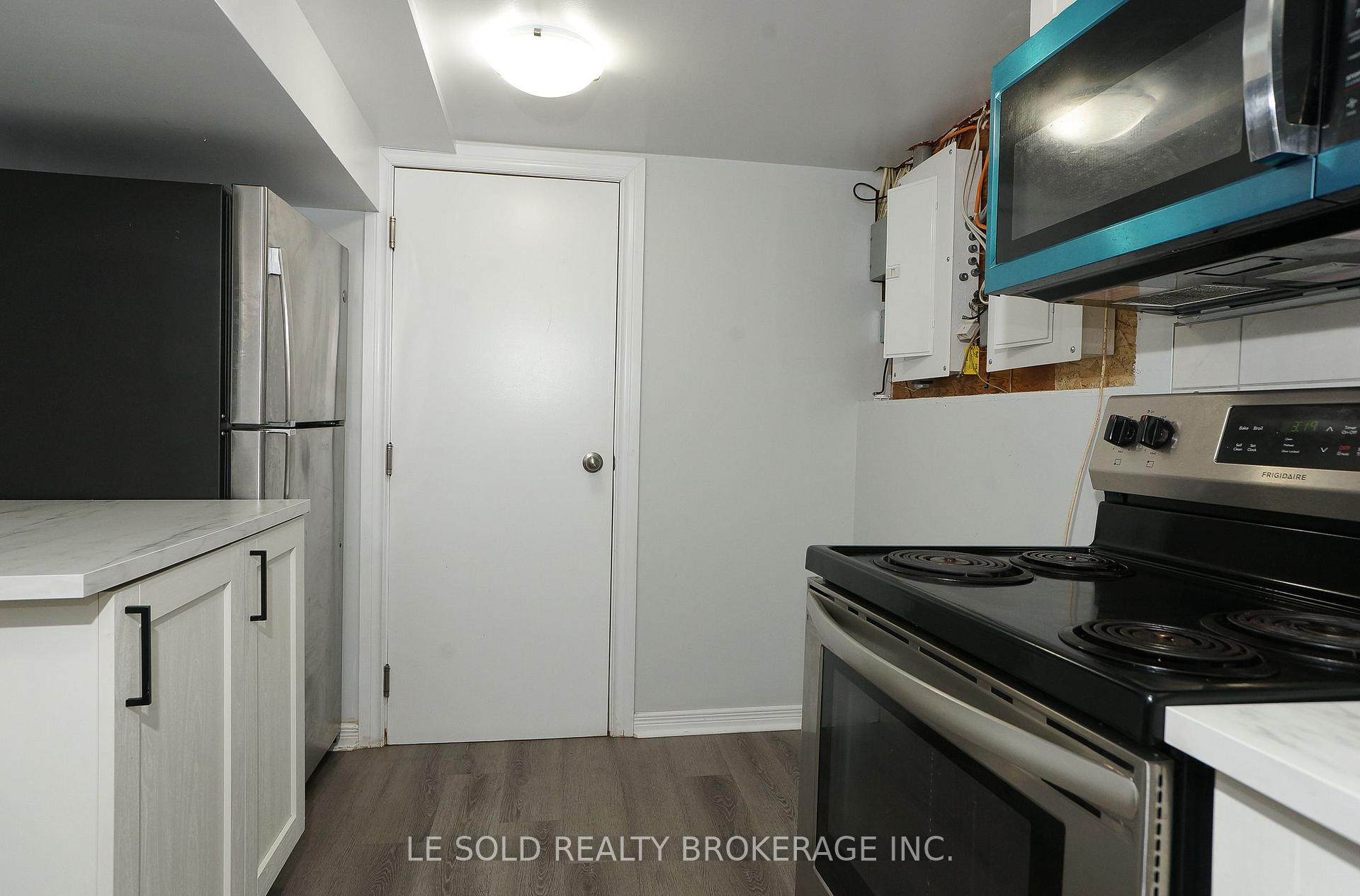 1653 Milestone Road Lower Unit, London North — photo 5 of 5