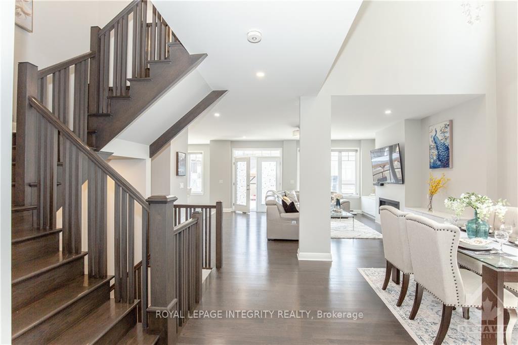 396 HUNTSVILLE Drive, Kanata — photo 5 of 5