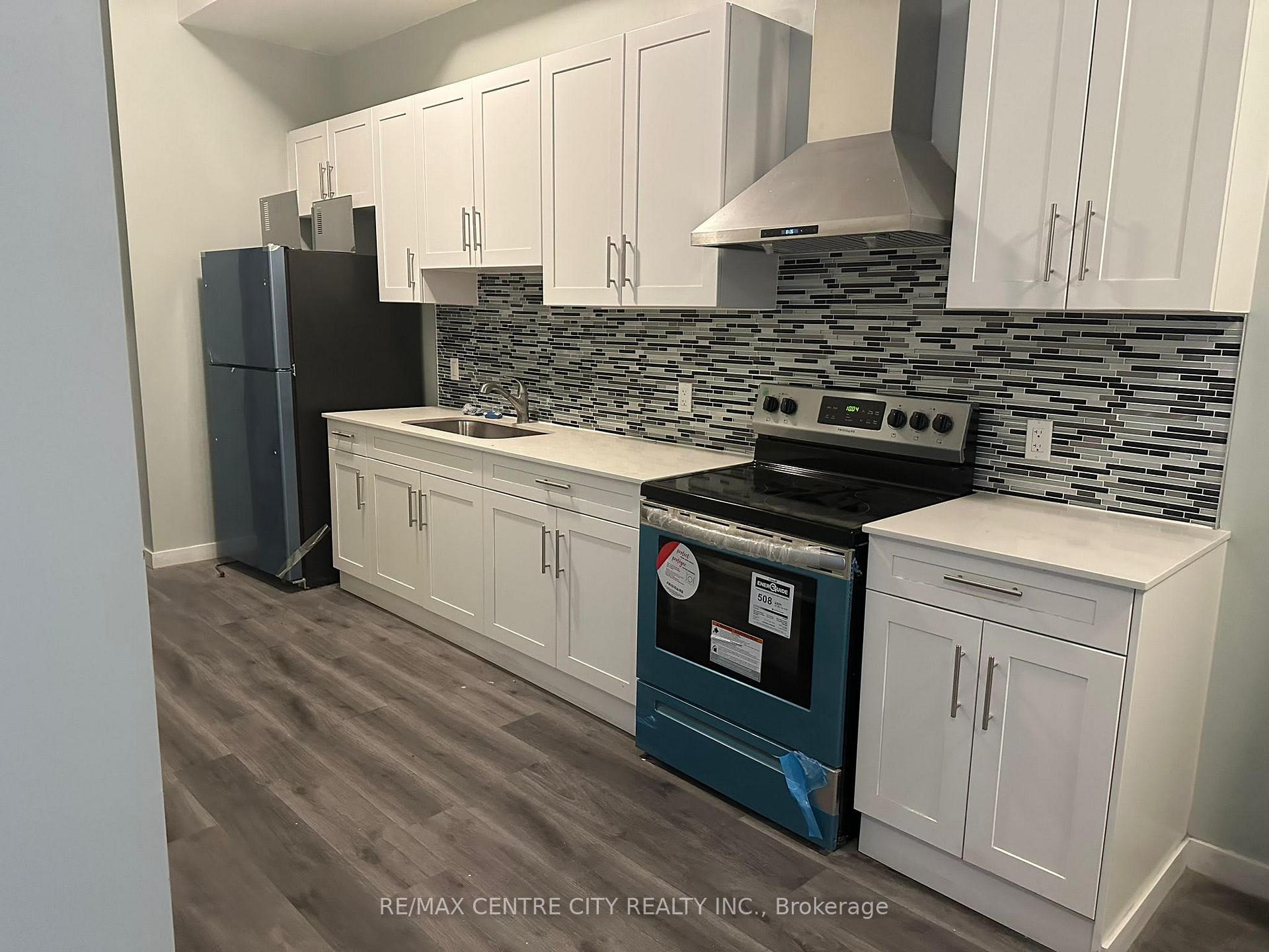 362 Richmond Street 2, London East, ON N6A 3C3 — London East, Ontario