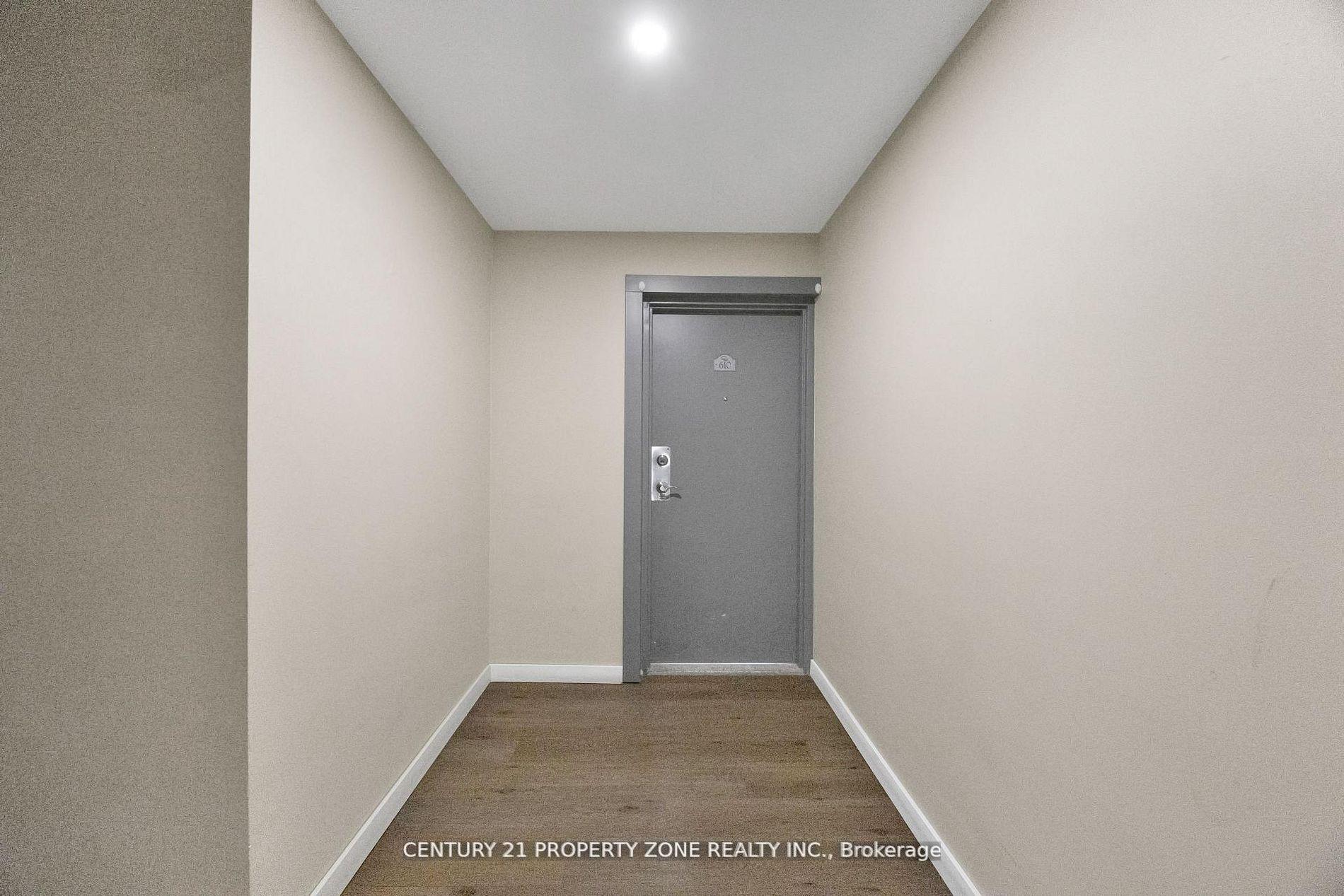 583 Mornington Avenue 610, London East — photo 2 of 5