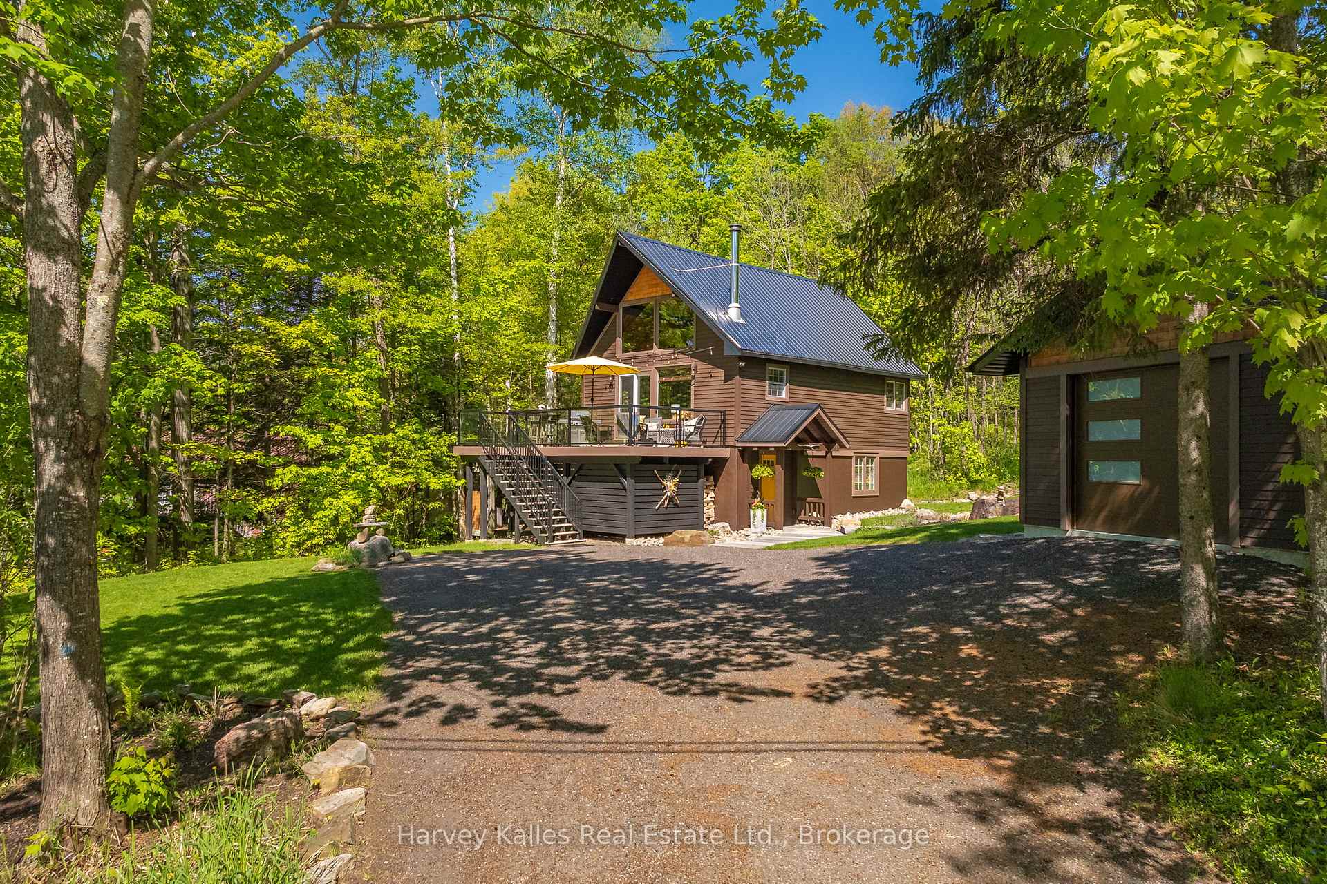 157 Chalet Crescent, Huntsville, ON P1H 1A8 — Huntsville, Ontario