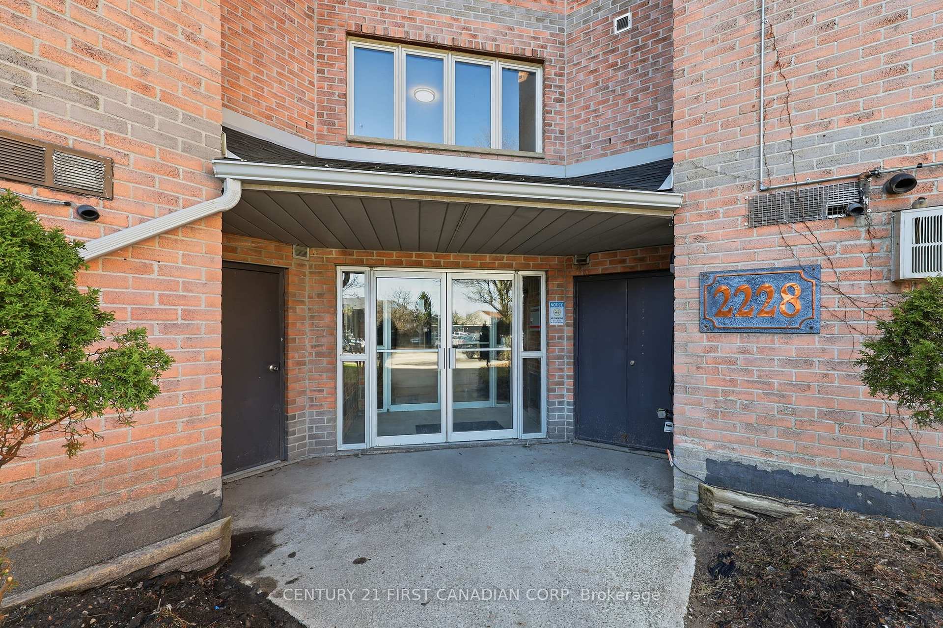 2228 Trafalgar Street 201, London East, ON N5V 4J8 — London East, Ontario