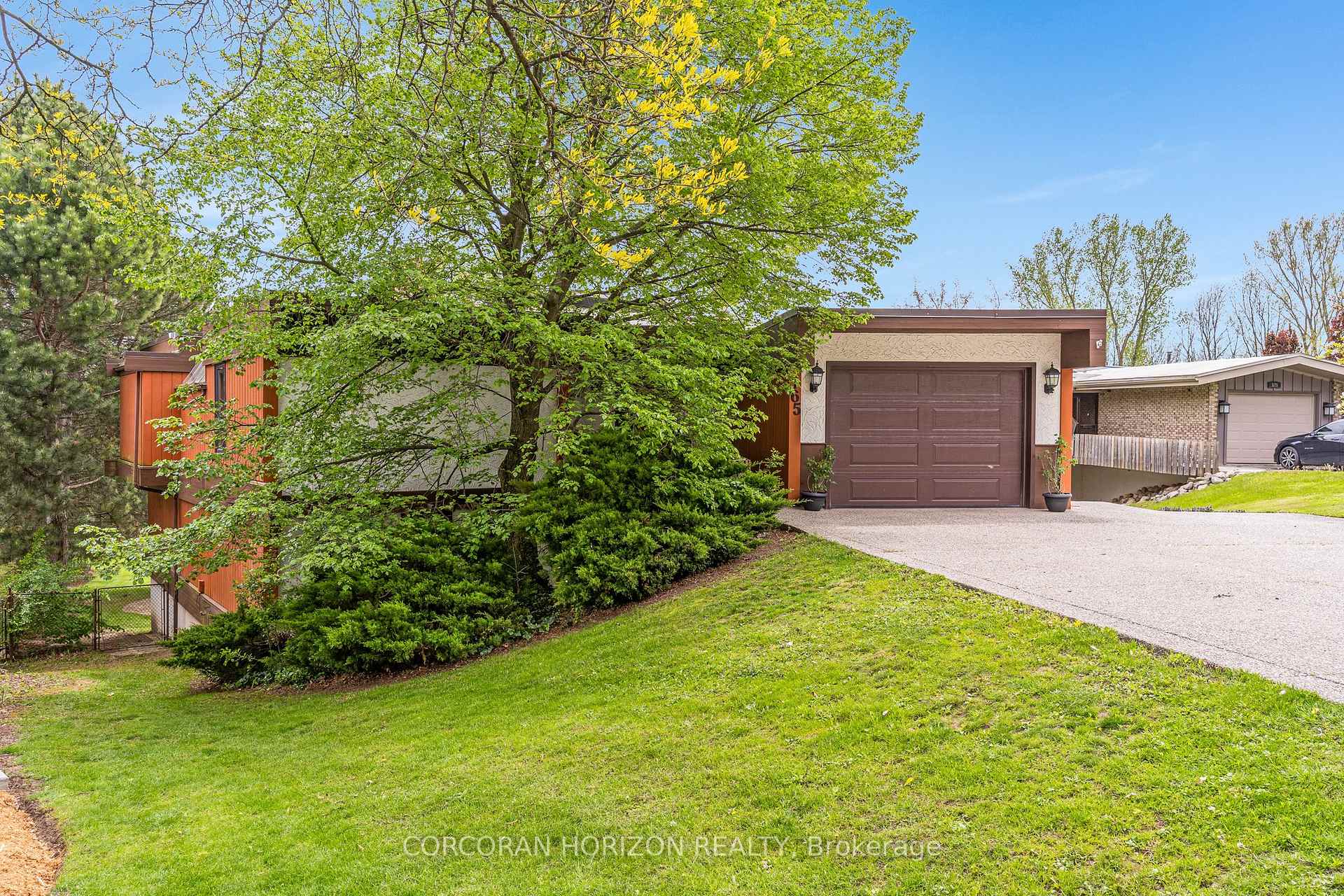 565 Fountain Street S, Cambridge, ON N3H 1J2 — Cambridge, Ontario
