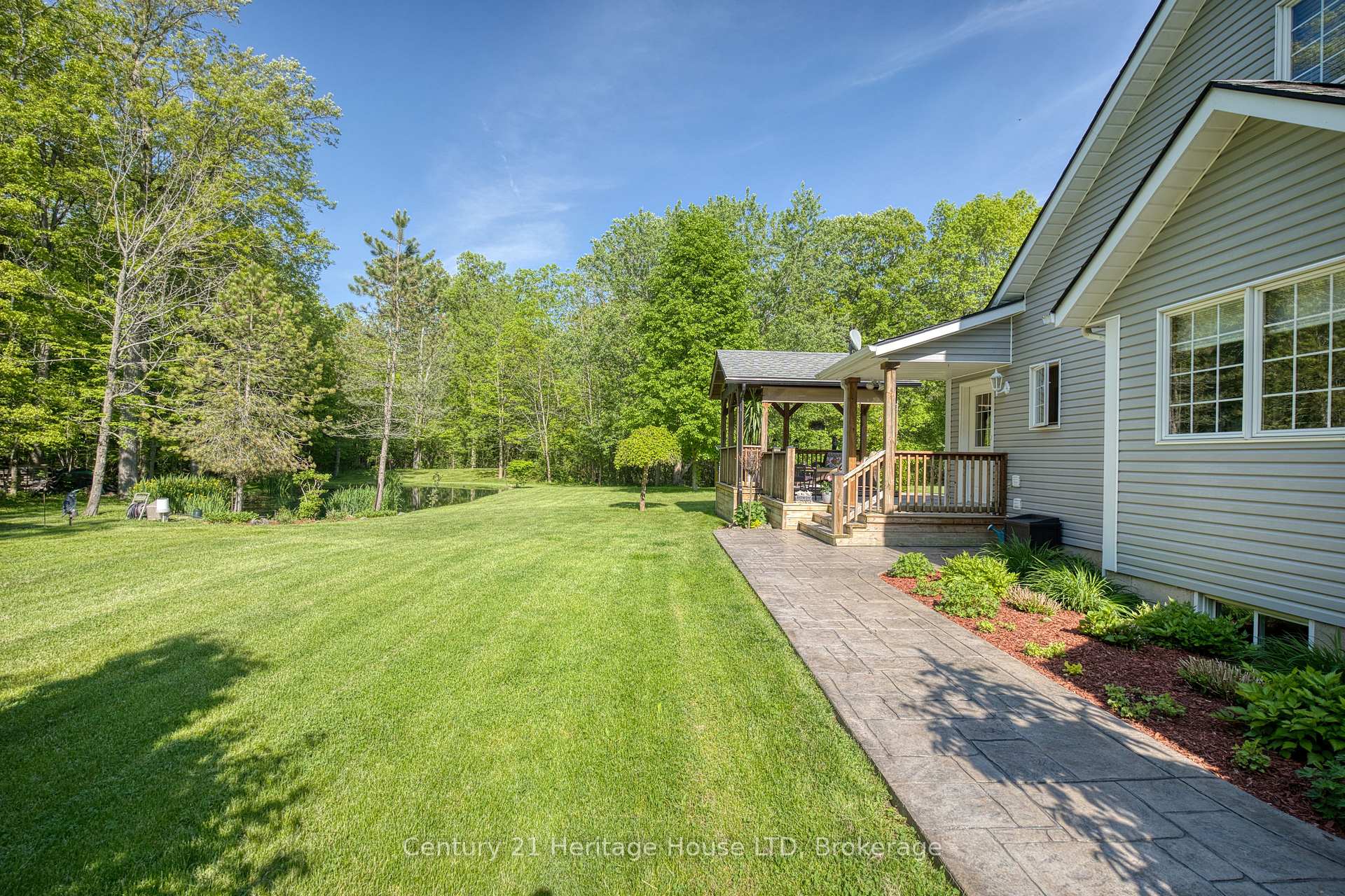 2468 Sunset Drive, Fort Erie — photo 5 of 5