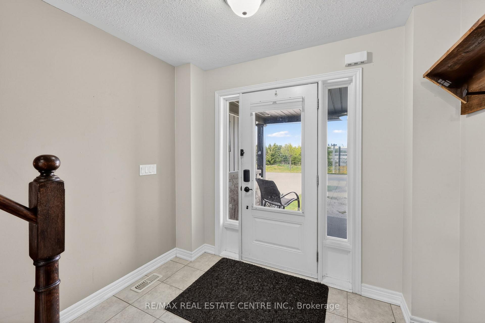 941 Cook Crescent, Shelburne — photo 4 of 5