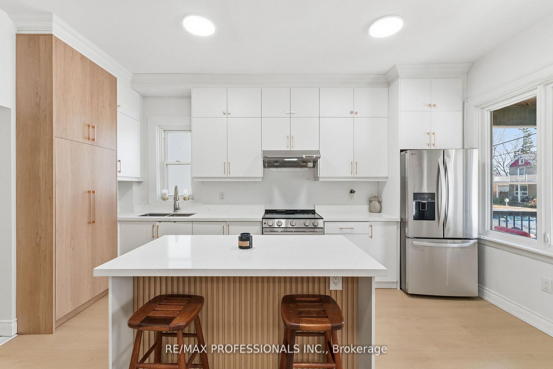 14 Kidd Avenue, Grimsby — photo 5 of 5