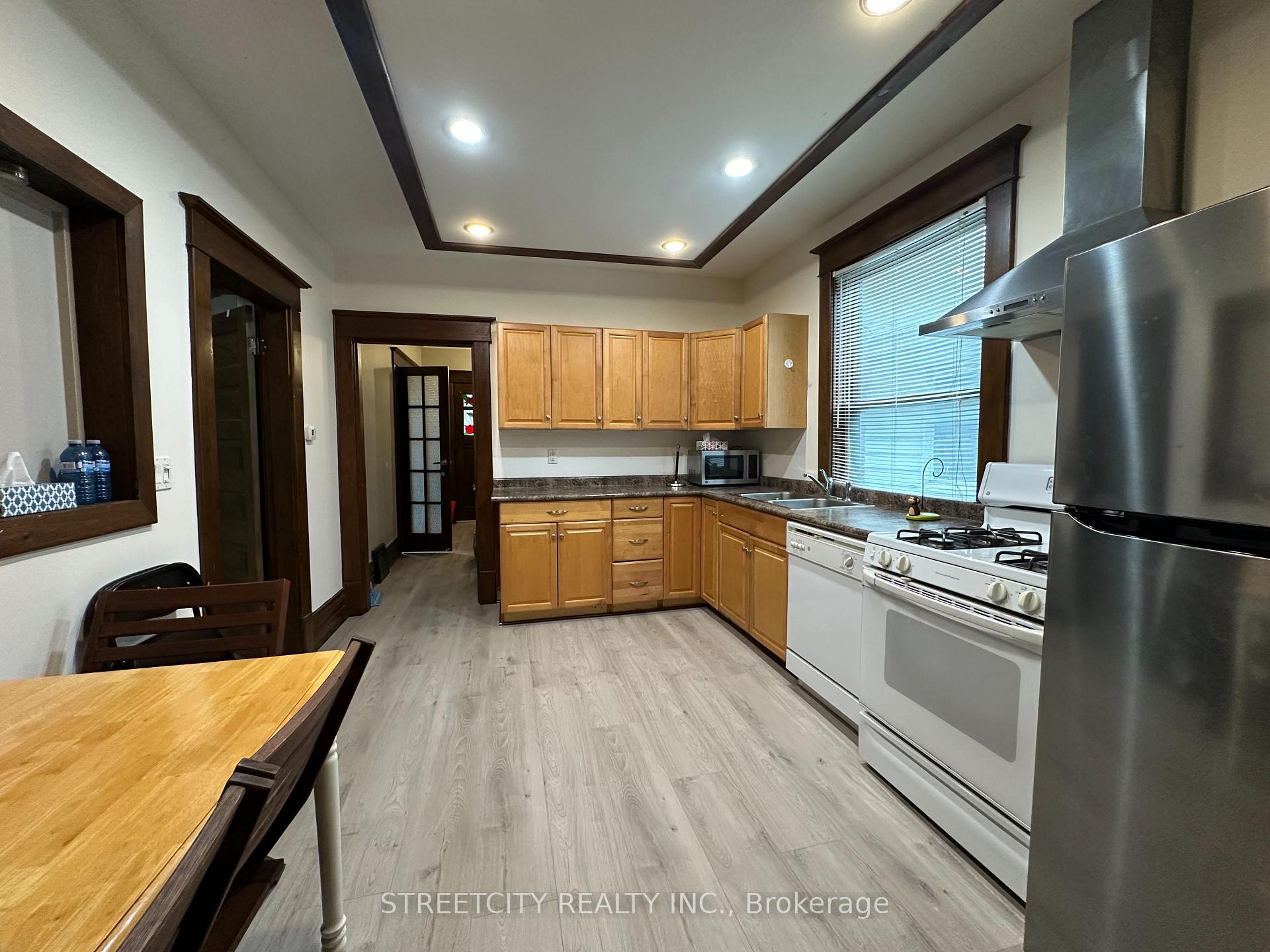 17 St. Andrew Street, London North — photo 4 of 5