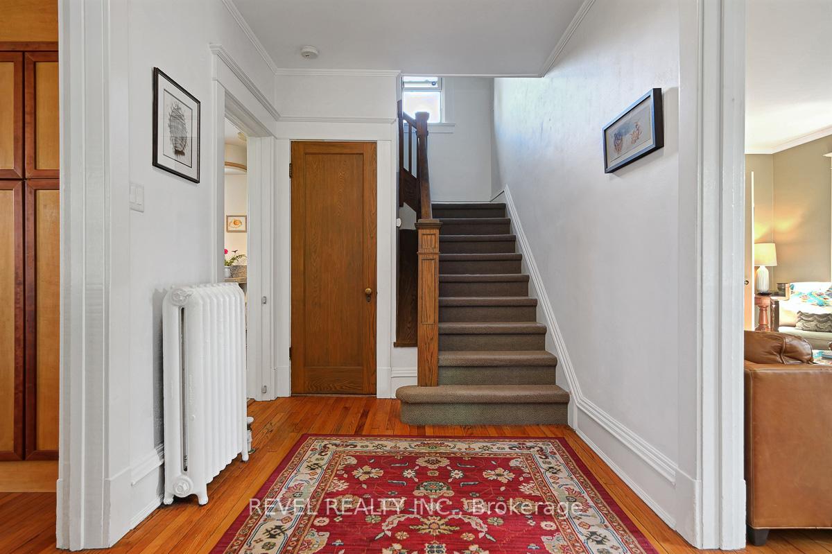 320 CLEMOW Avenue, Glebe - Ottawa East and Area — photo 4 of 5