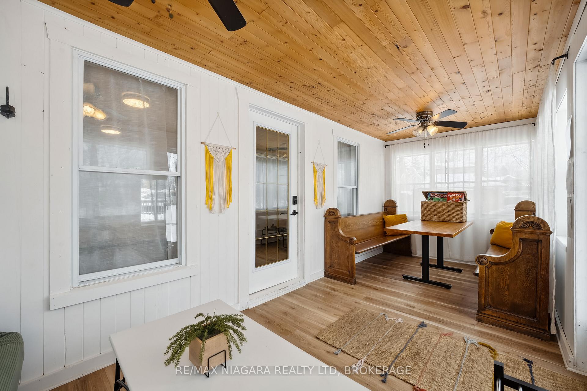 248 W LINCOLN Road W, Fort Erie — photo 4 of 5